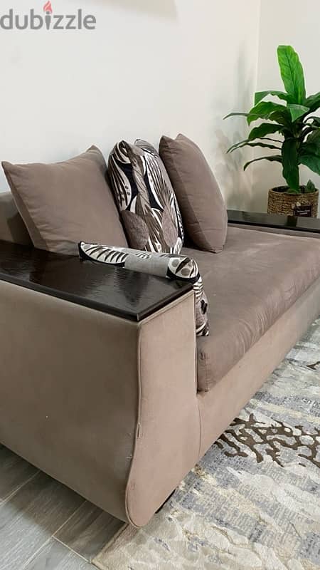 sofa set,mirrior,scooty 1