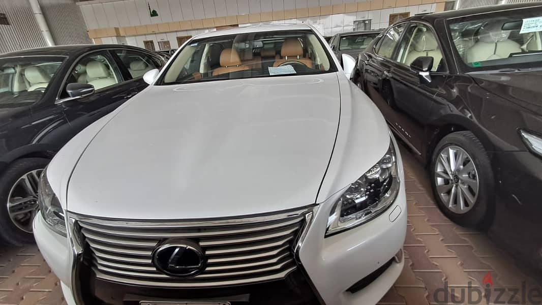 Lexus LS 600 2015 0