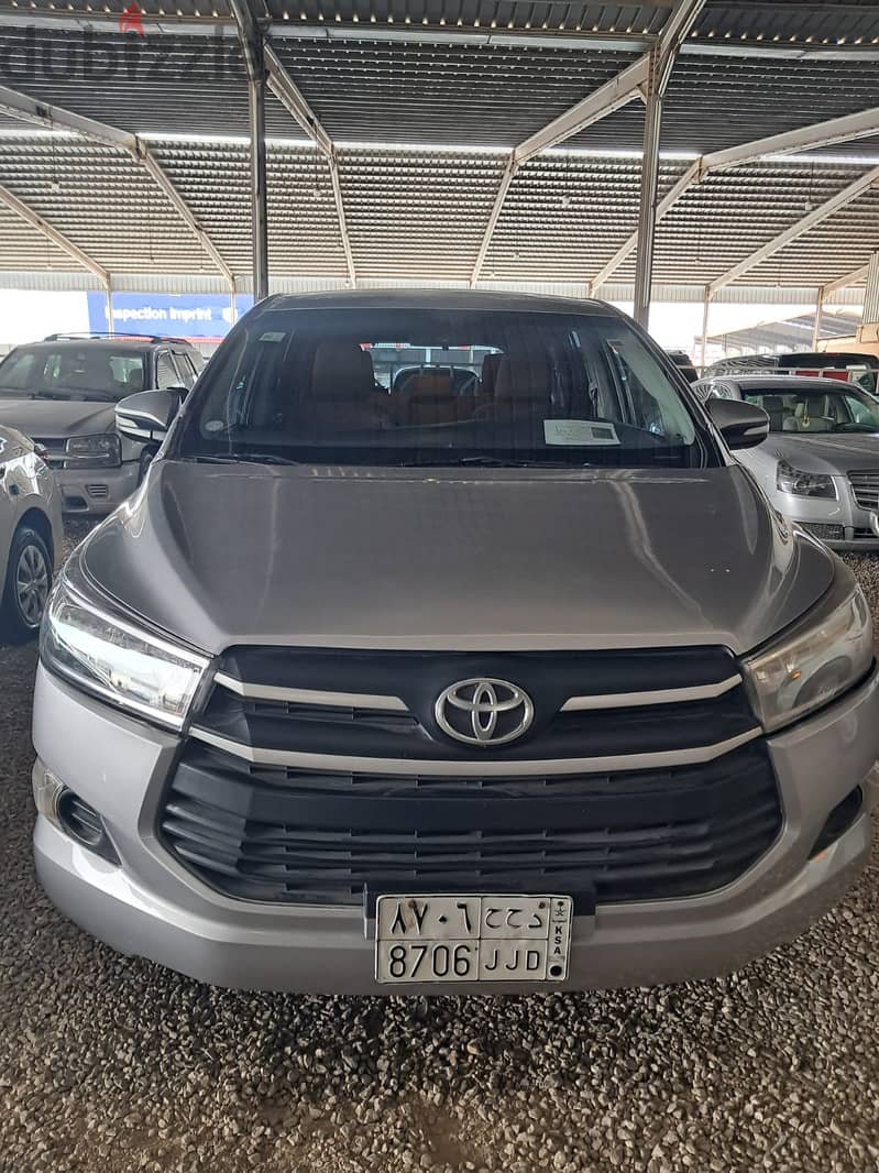 Toyota Innova 2017 0