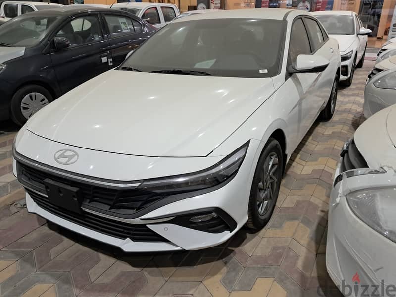 Hyundai Elantra Smart 2025 0