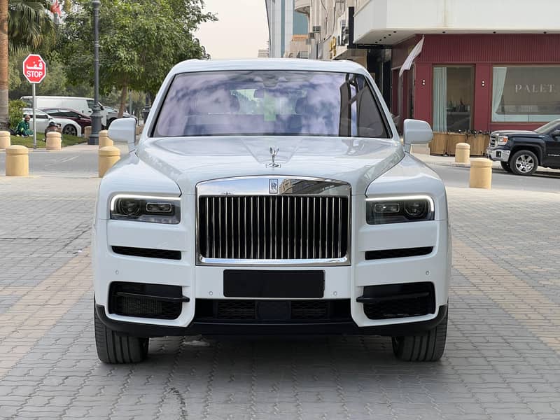 Rolls Royce Cullinan Silver Badge 2023 0