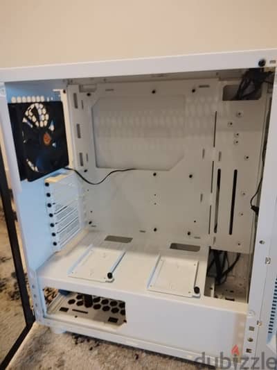 pc case with fan and LED