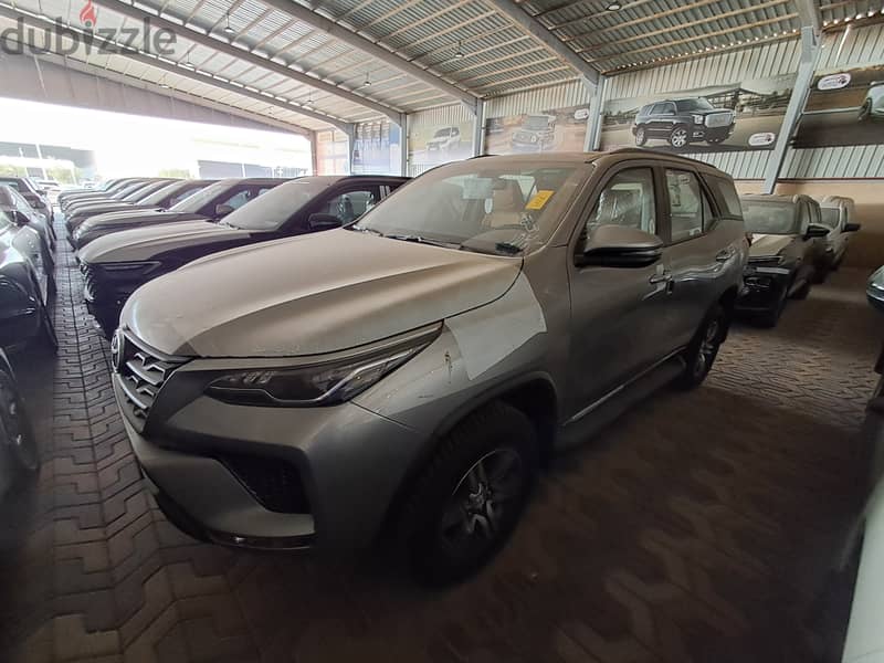 Toyota  Fortuner 2025 0