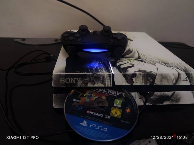 playstation 4 and controller 0