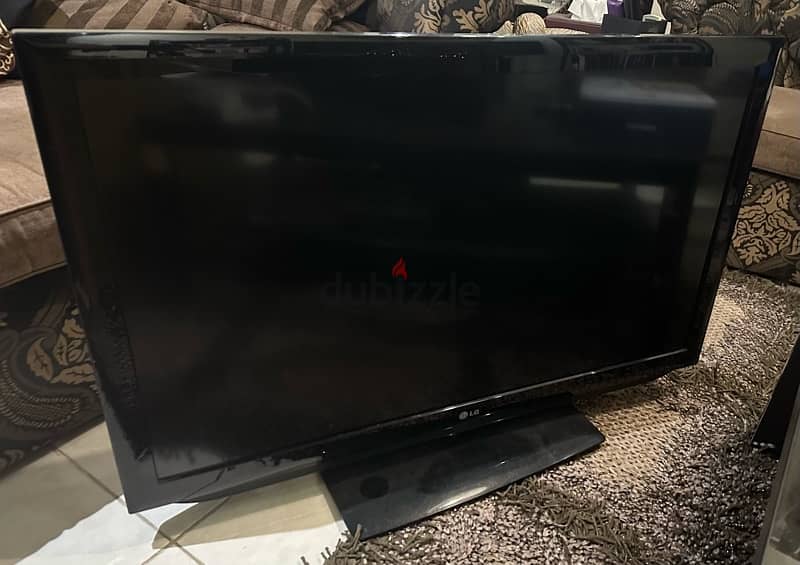 LG LED TV 42 inches 1