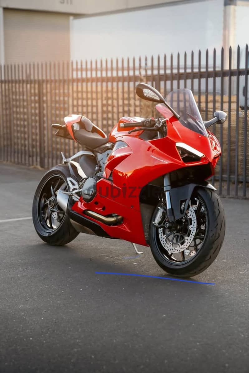 2020 Ducati v2 3