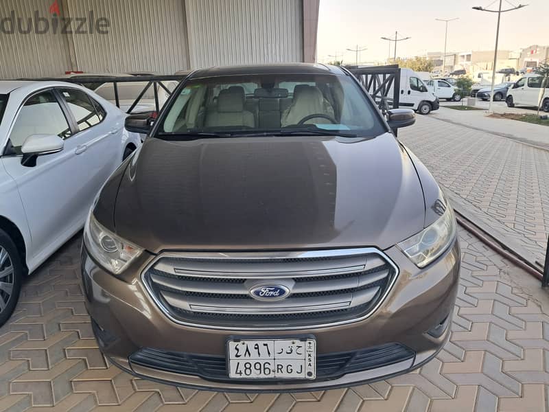 Ford Taurus 2015 0