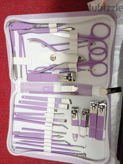 Manicure pedicure kit