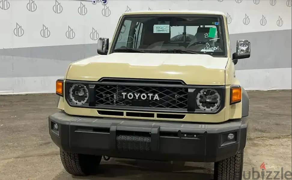 Toyota Land Cruiser Pickup 2024 0