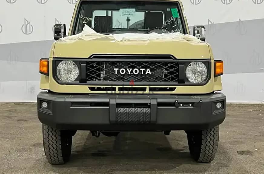 Toyota Land Cruiser Pickup 2024 0