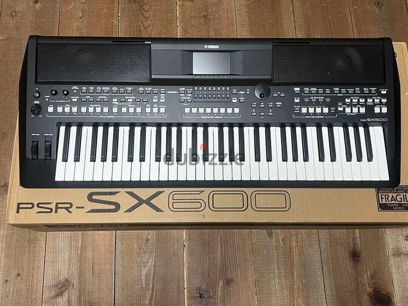 Yamaha PSR-SX600 Digital Keyboard 61-Key Organ Initial 4