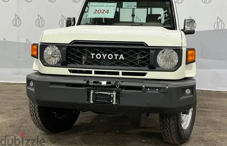 Toyota Land Cruiser Pickup 2024 0