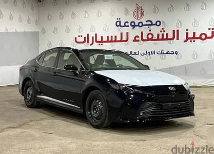 Toyota Camry 2025 STANDARD