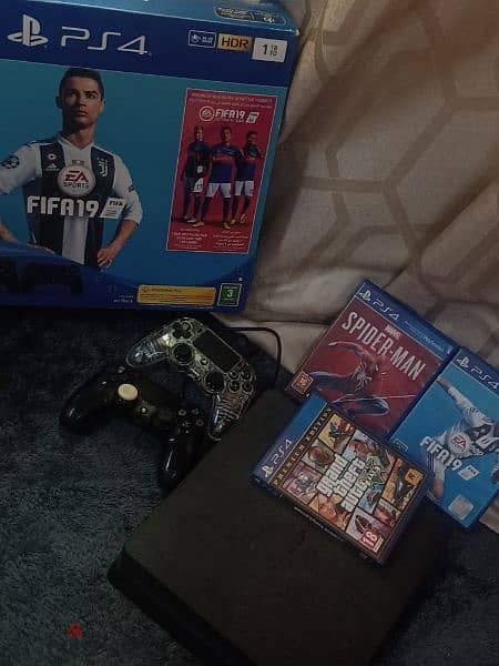 PS4 GOOD CONDITION 2