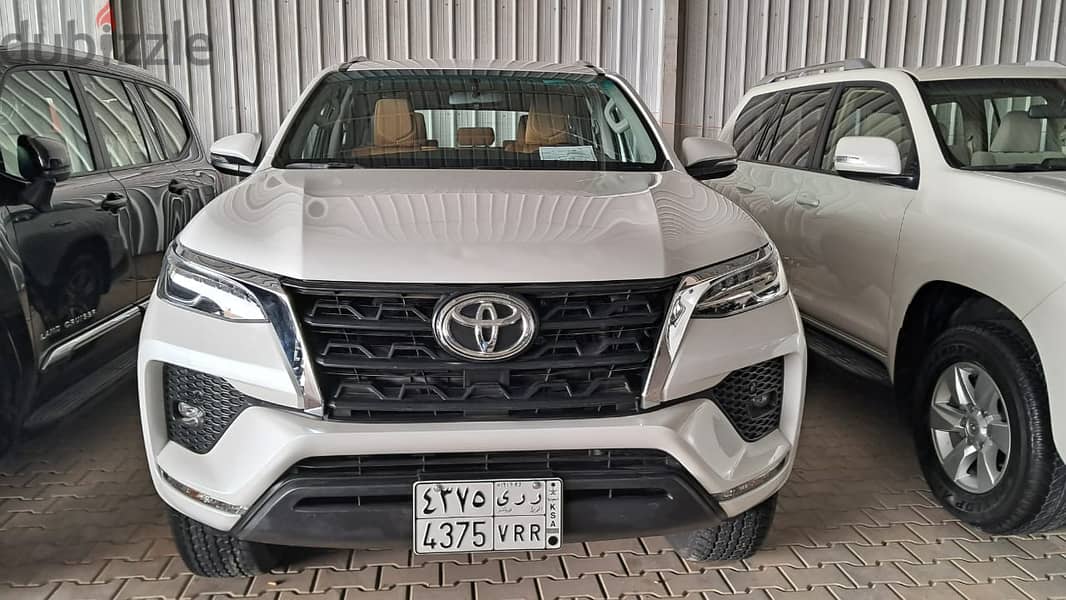 Toyota Fortuner 2023 0