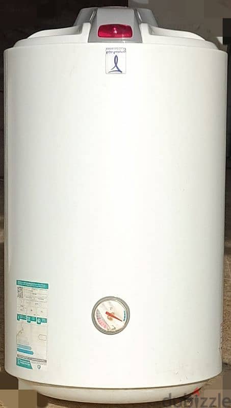 Saudi Ceramics water heater 80 liter vertical 1