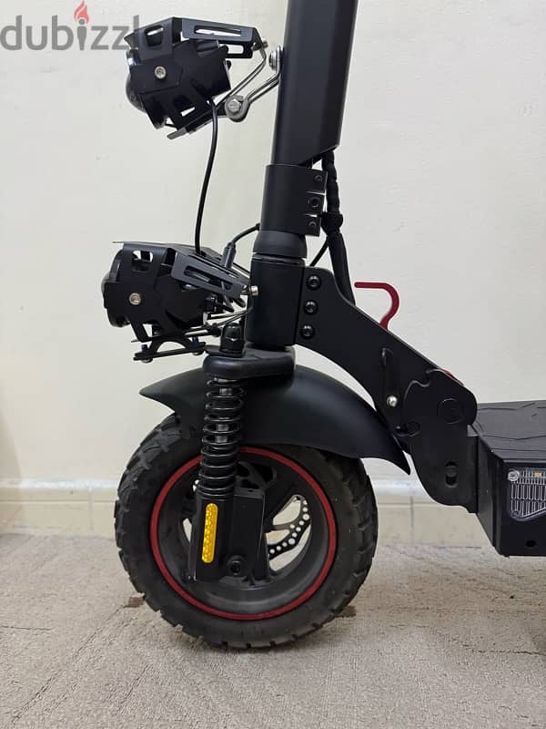 electric scooter 4