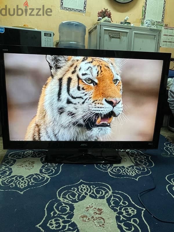 ATC 47 inches TV like new working very perfectly! 3