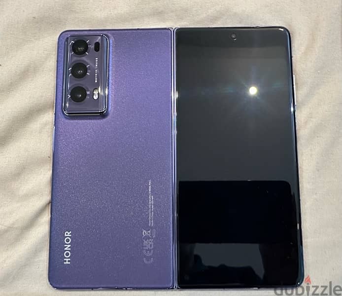 Honor Magic v2 purple new condition plus keyboard 2