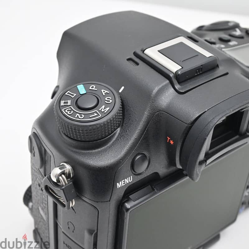 y a99II 42.4MP Digital SLR Camera with 3" LCD, Black 5