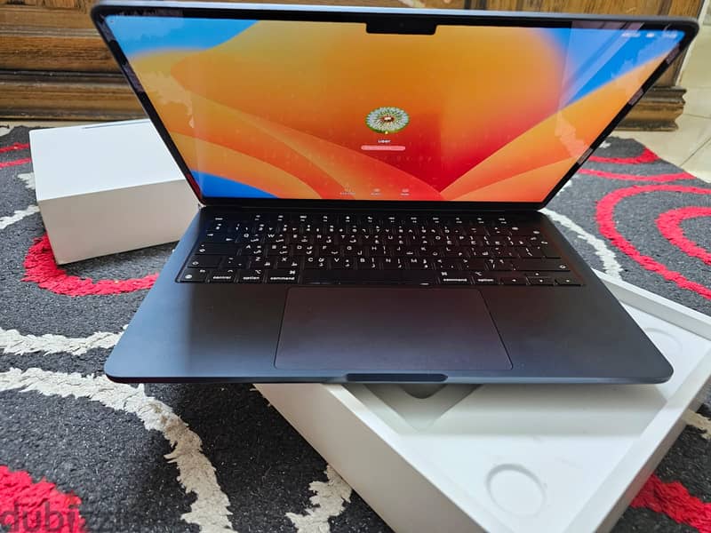 Brand New Condition with Box - MacBook Air 2022 M2 2