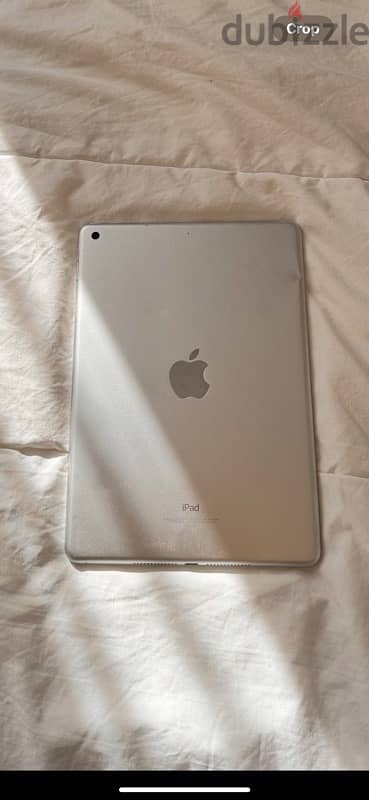 iPad silver good condition 0