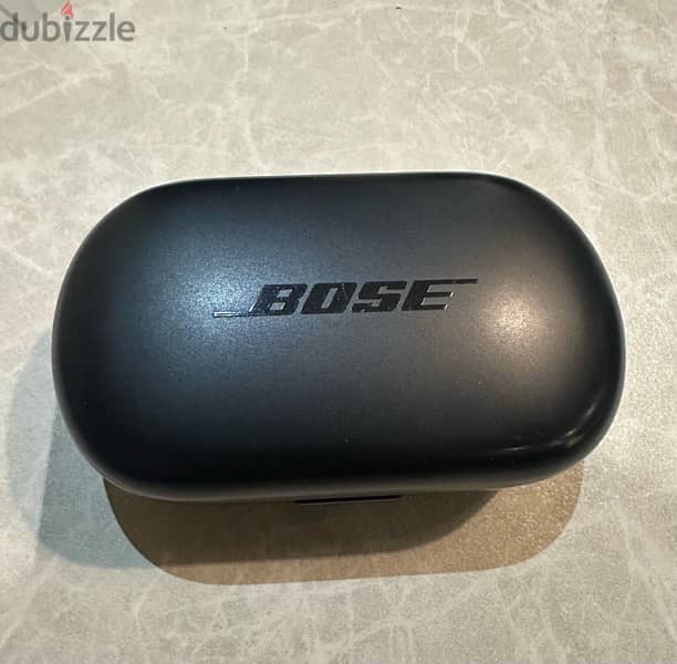 Bose quite comfort ear buds Active noise cancellation 2