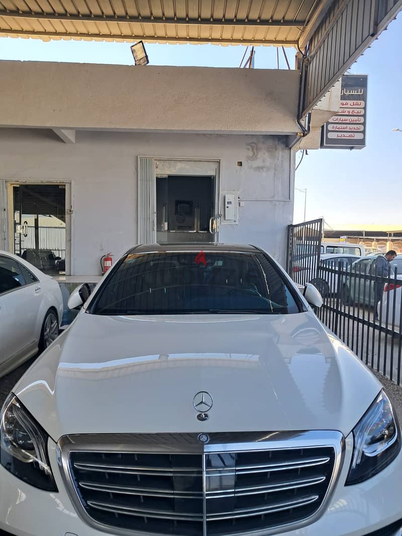 Mercedes-Benz S 560 2016 0