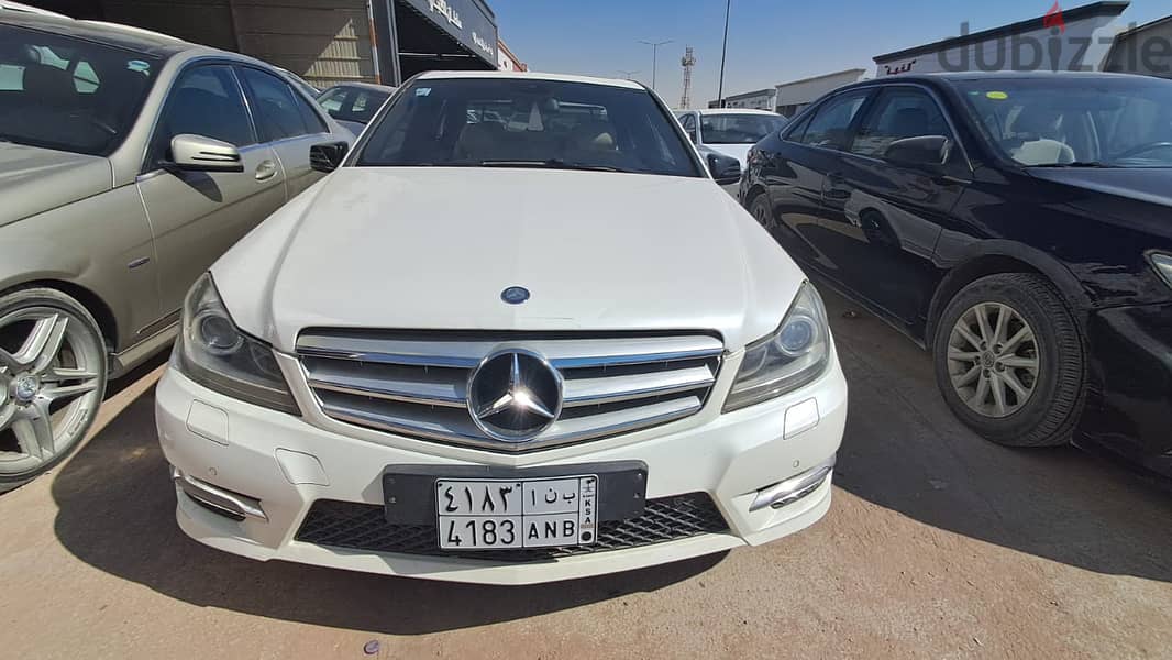 Mercedes-Benz c200 2012 0