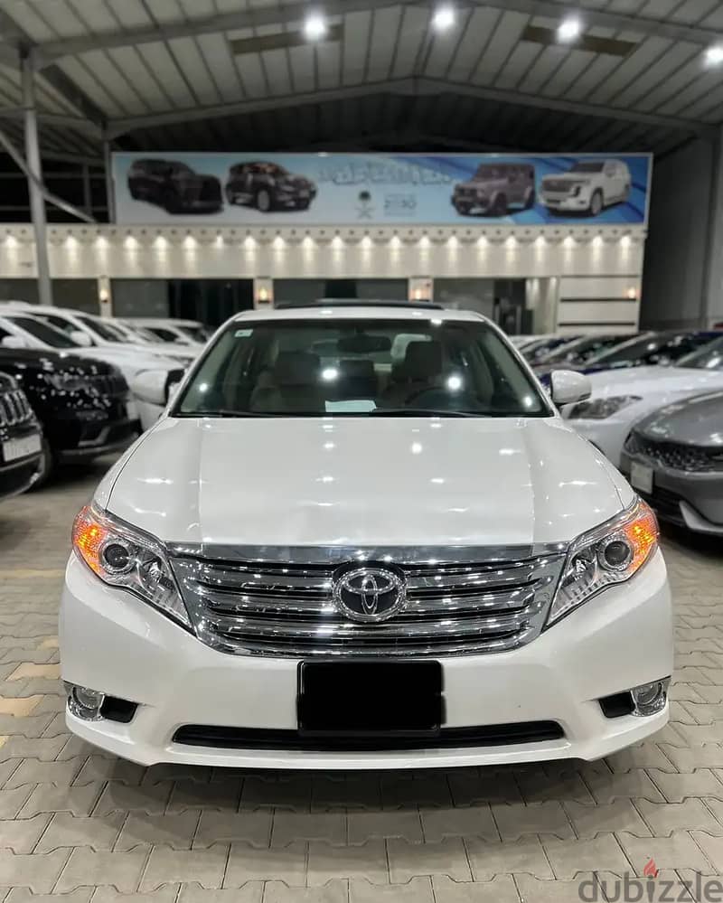 Toyota Avalon 2011 0