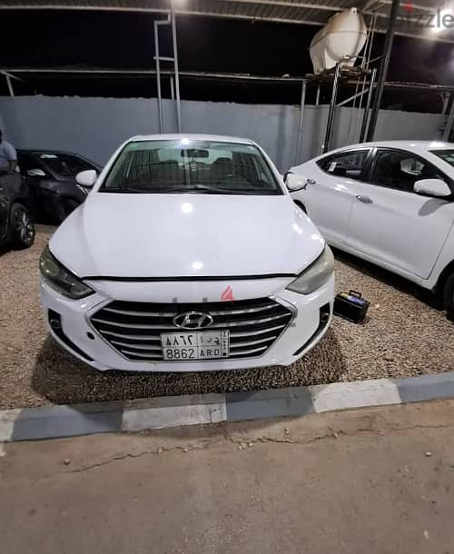 Hyundai Elantra 2017 0