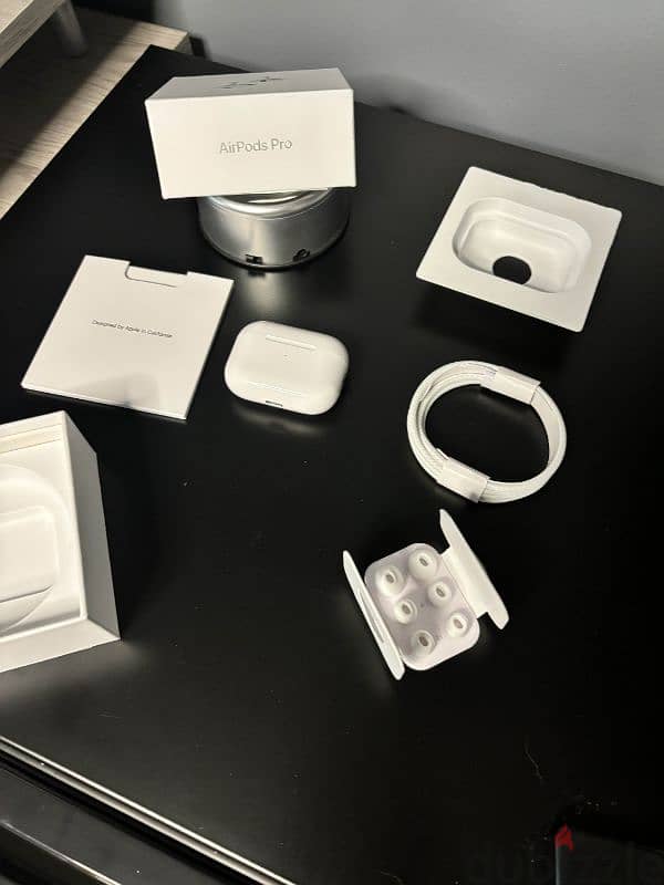 airpods pro 2 (free shipping) 0