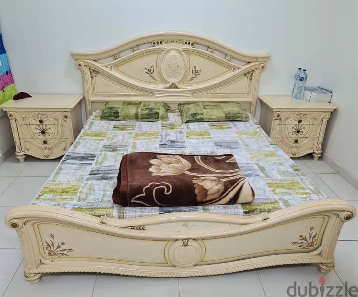 King size bed set with mattress and single Bed with mattress 6