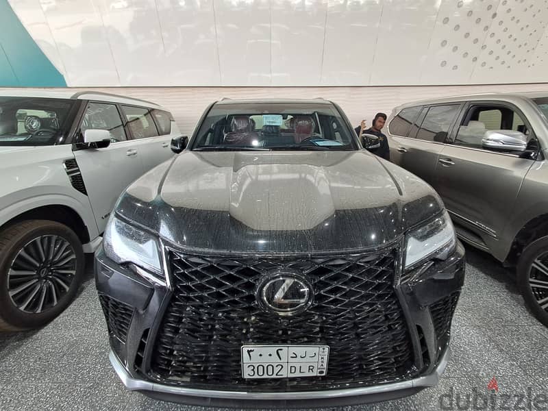 Lexus F sport 2023 0