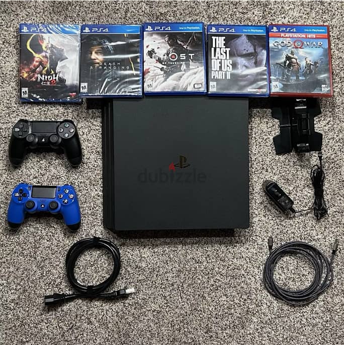 wataps +1(662)3519388 PS4 Pro 1TB, 2 controllers, 0