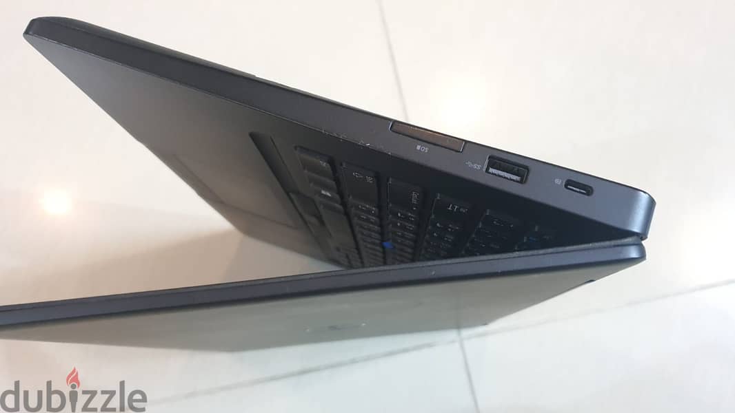 Dell Latitude e5490 , i5 7th Generation Ram:8GB+Hard Disk:256 Gb SSD 4