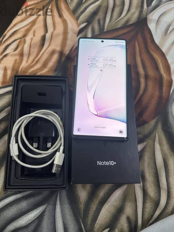 samasung Note10plus neat and clean 6