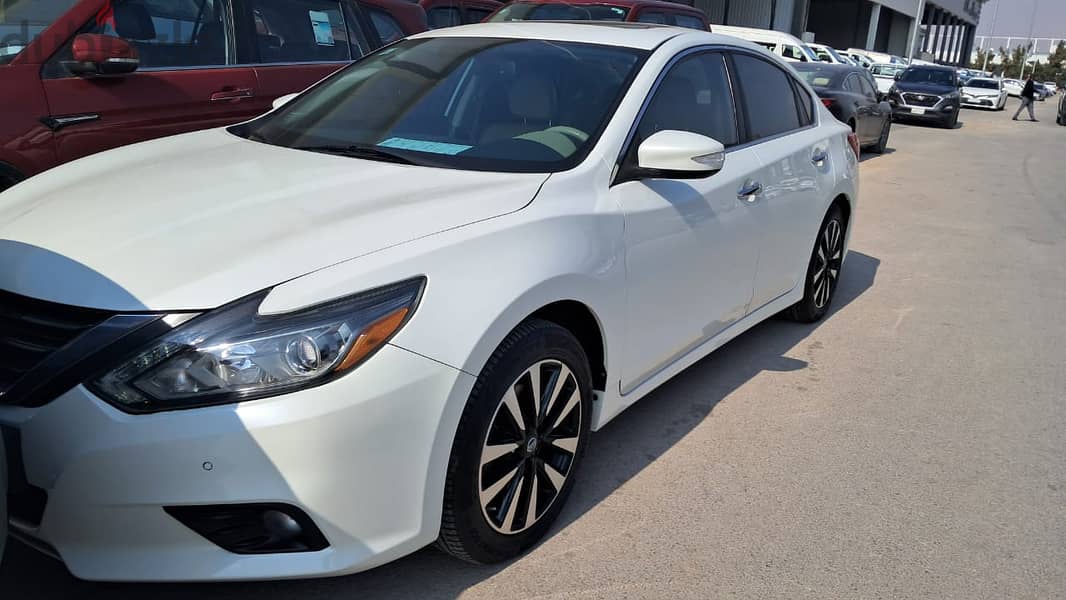 Nissan Altima full option 2018 0