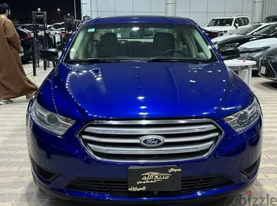 Ford Taurus 2015