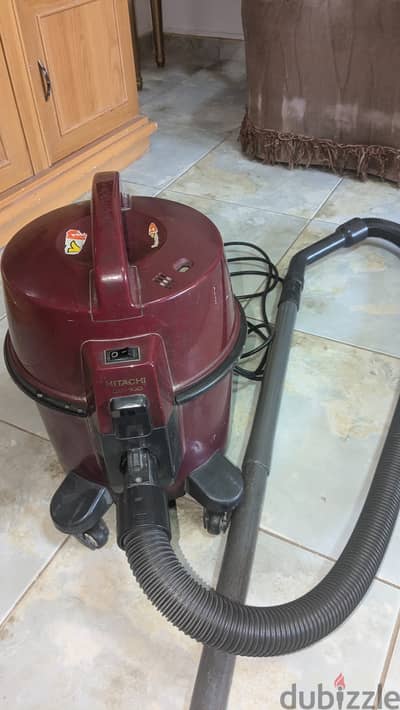 Vacuum Hitatchi CV 100