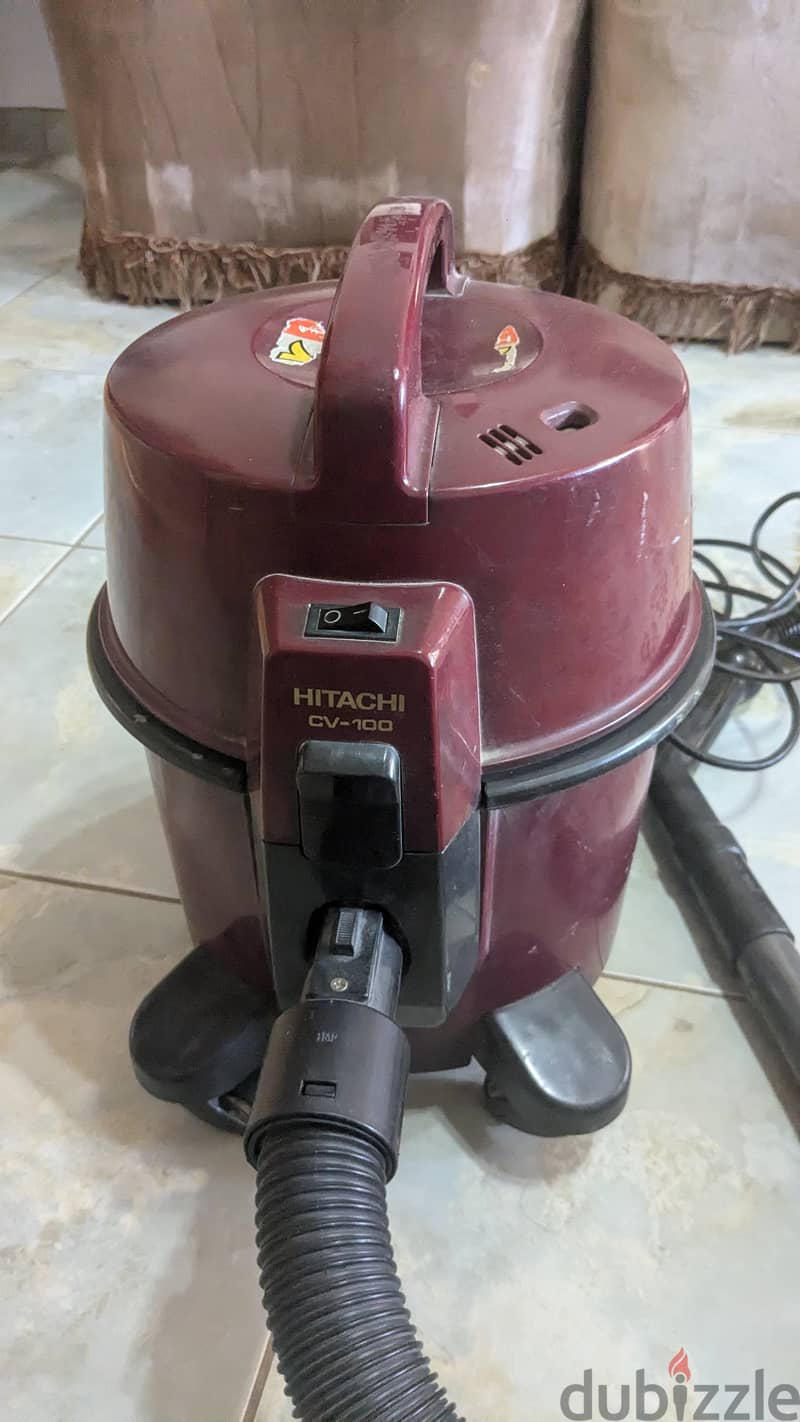 Vacuum Hitatchi CV 100 1