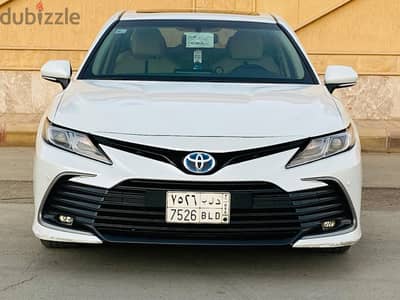 Toyota Camry gle 2021