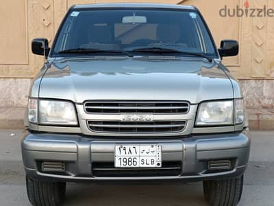 Isuzu Trooper 2002