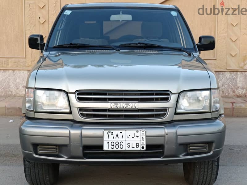 Isuzu Trooper 2002 0