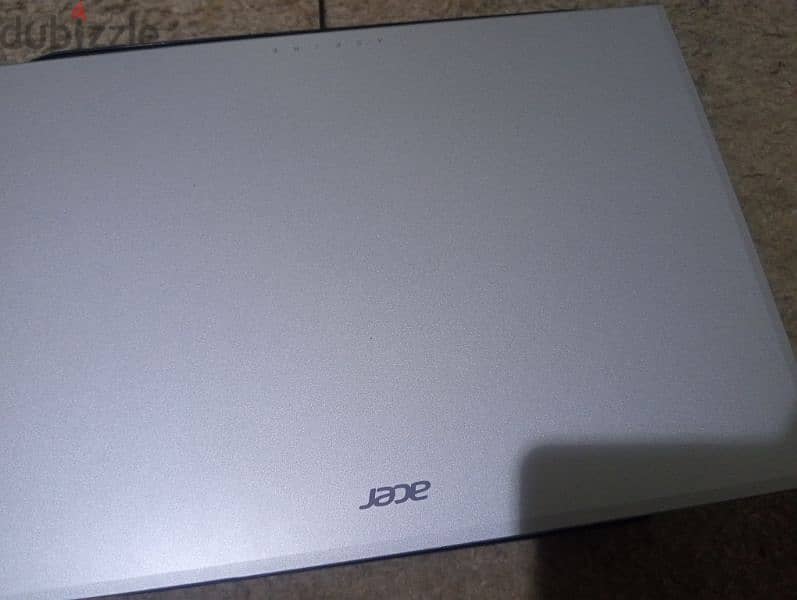 aser laptop brand new 8gb ram 512 hard ci3 window 11 3