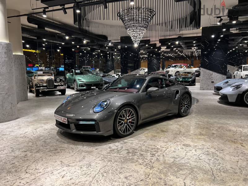 Porsche  911 Turbo 2022 0