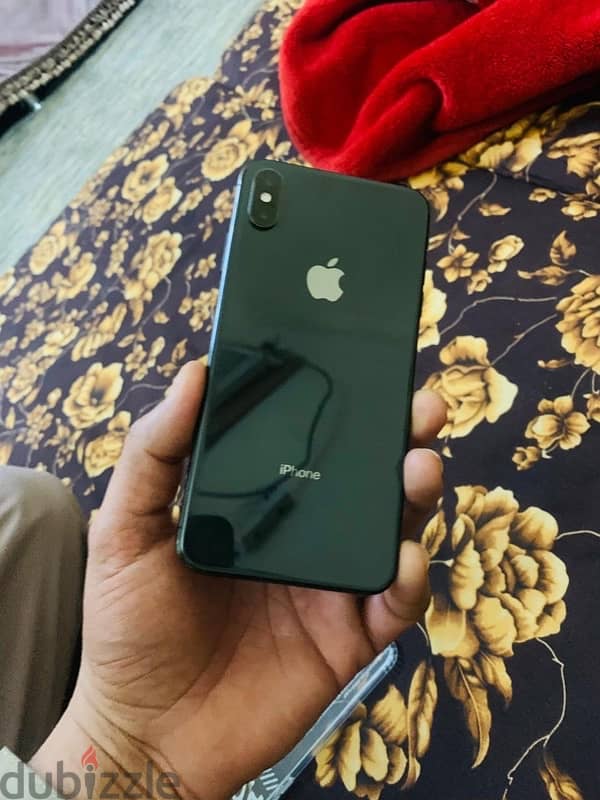 iPhone XS Max 256 gb all original only display broken 1