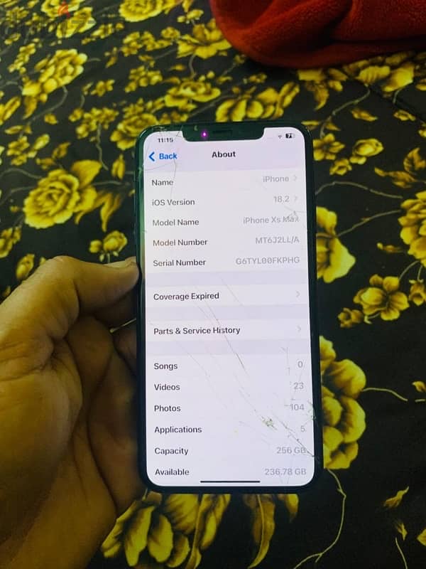 iPhone XS Max 256 gb all original only display broken 5