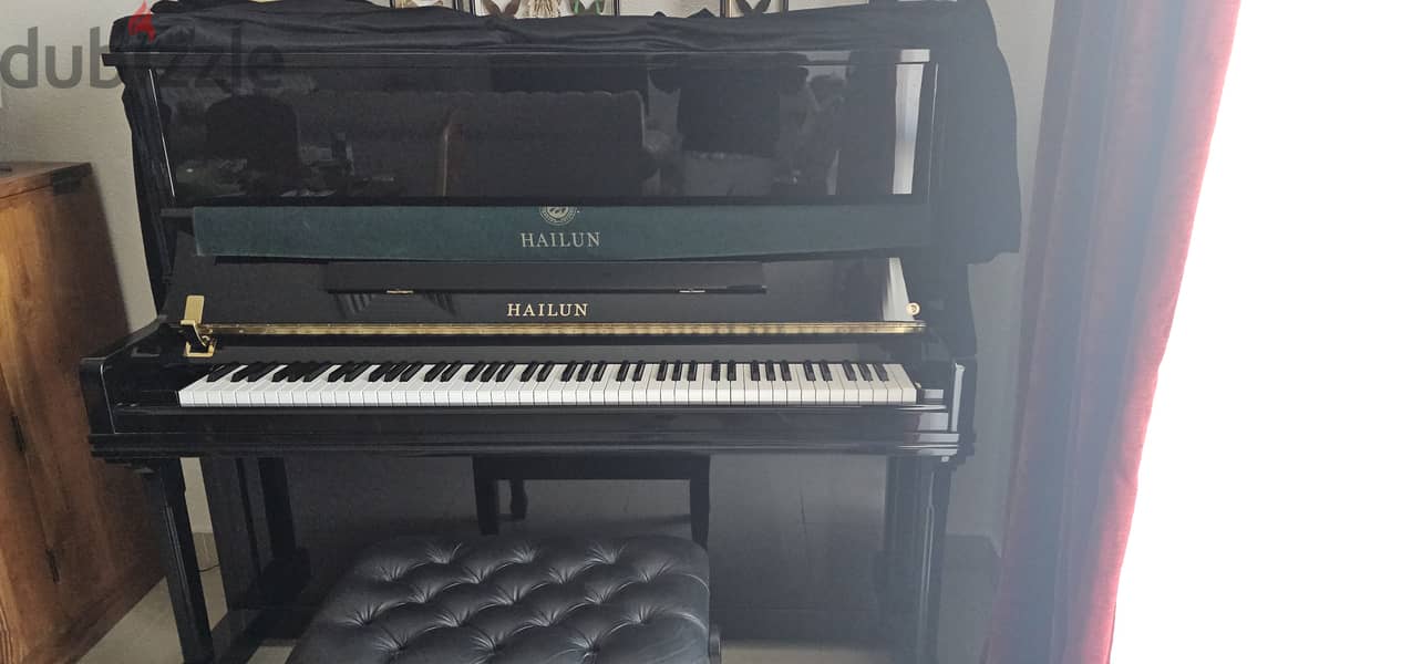 Hailun 125 Piano in excellent condition for Sale 0