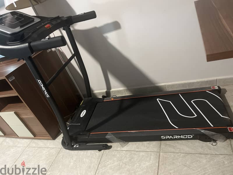 New Sparnod treadmill,never been used. 2